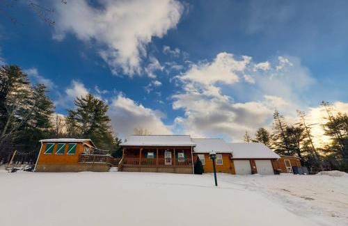 Maplecrest House | Log Home w Mountain Views Near Windham & Hunter Ski Resorts