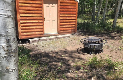 Monticello Cabin | Log Sleeping Cabin East