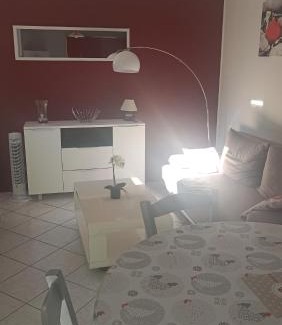 Ozillac House | Logement chaleureux