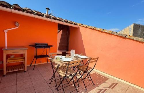 Canet House | Logement entier 2 à 4 personnes WIFI-TOIT TERRASSE-BBQ