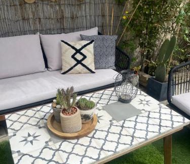 Puisserguier Apartment | Logement Idéal pour un couple