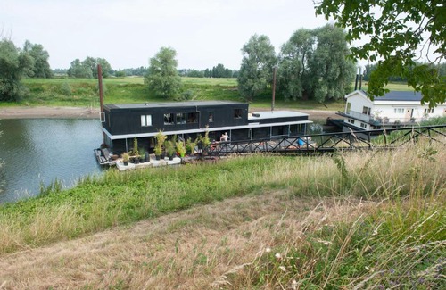 Beneden-Leeuwen Apartment | Logeren aan de uiterwaarden