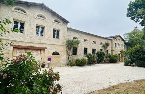 Saivres Villa | Logis de Russay