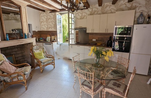 Bauge House | Logis des Fées, spa, swimming pool, air conditioning & garden