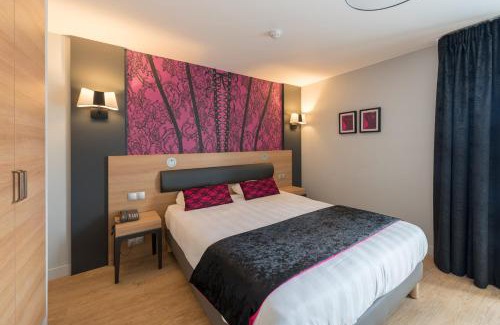 Salins-les-Bains Hotel | Logis Grand Hôtel Des Bains