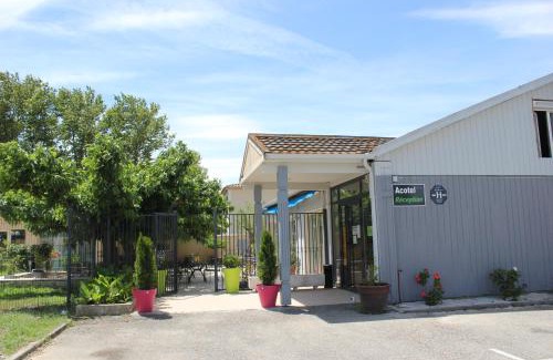 Saint Tronquet Business Park Hotel | Logis Hôtel Acotel Avignon Nord