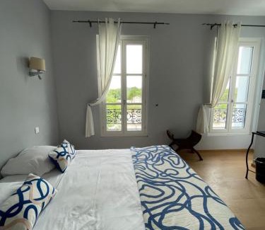 Libourne Hotel | Logis Hôtel de la Tour Libourne