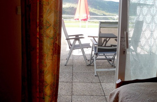 Le Lac-d'Issarles Hotel | Logis Hôtel le Panoramic