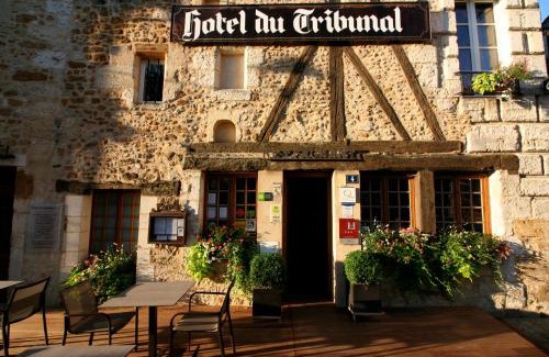 Mortagne-au-Perche Hotel | Logis - Hôtel & Restaurant du Tribunal