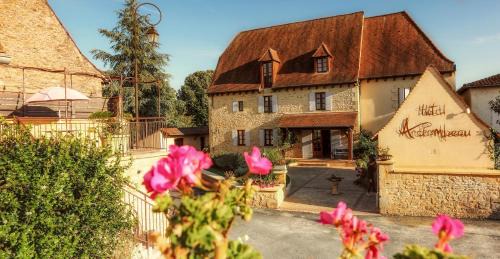 Thonac Hotel | Logis Hotel Archambeau