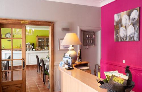 Gaillac Hotel | Logis Hotel L'Occitan 2 étoiles