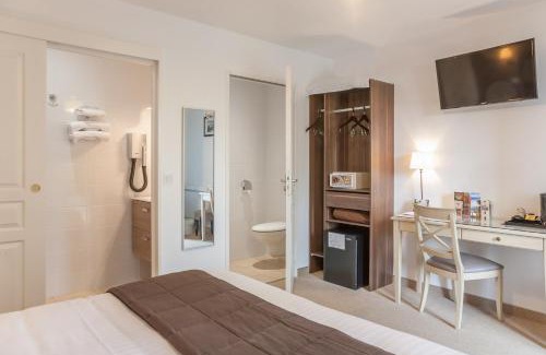 Tennie Hotel | Logis Hotel-Restaurant "Auberge Le Petit pont"