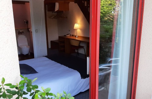 Tremeur Hotel | LOGIS Les Dineux Village