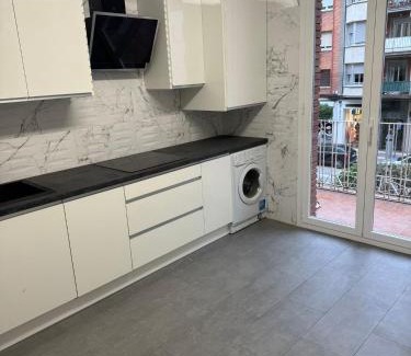 Logrono City Centre Apartment | LOGROÑO CENTRO A ESTRENAR WIFI IMPECABLe