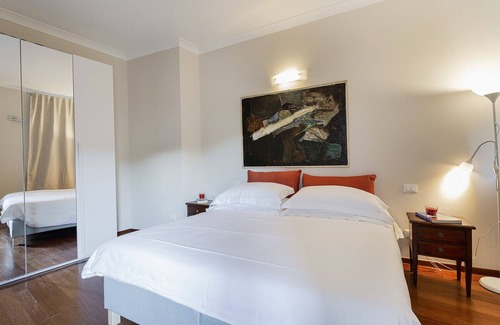 Pre Apartment | Lomellini Palace by Wonderful Italy