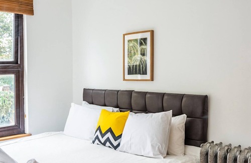 South Camberwell Apartment | London 2 Bed Apartment With Free WiFi