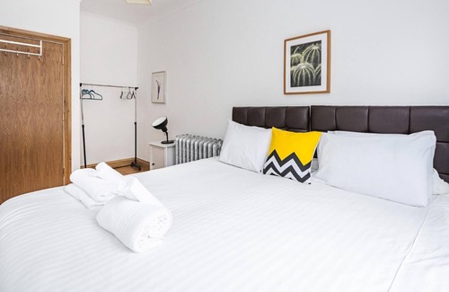 South Camberwell Apartment | London 2 Bed Apartment With Free WiFi