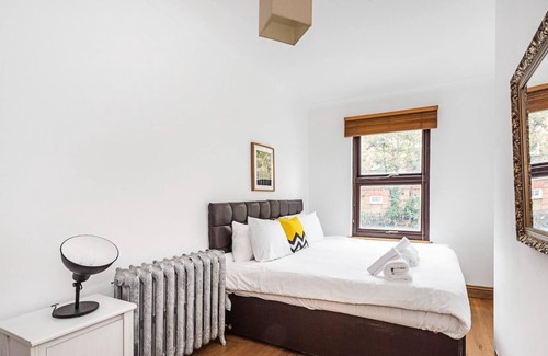South Camberwell Apartment | London 2 Bed Apartment With Free WiFi