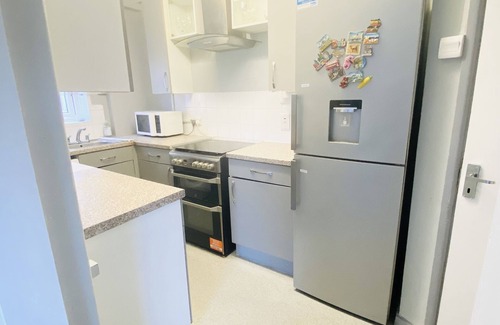 Hatch Lane Apartment | London Studio