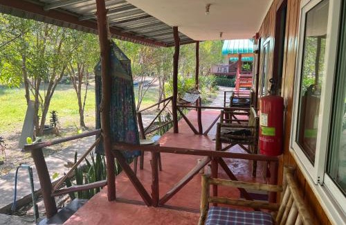 Khong Koi Beach Resort | LONELY GROOVE