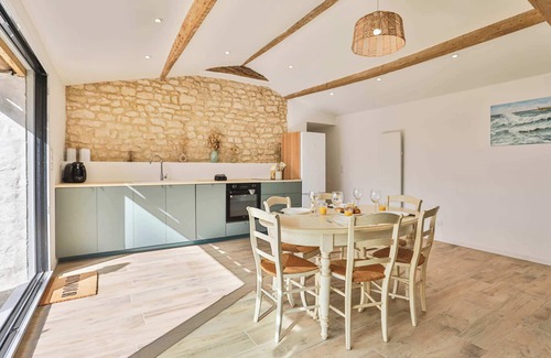 Longeville-sur-Mer House | Longère rénovée avec sauna proche de la mer