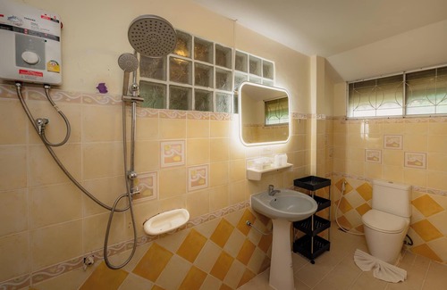 Haad Yao Resort | Long Bay Resort