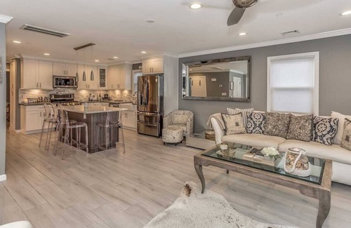 Long Beach House | Long Beach, Long Island! Halloween and October Limited Specials! Steps to Beach