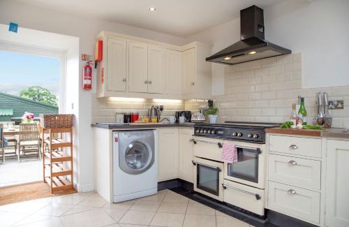 Copplestone House | Long Meadow Barn