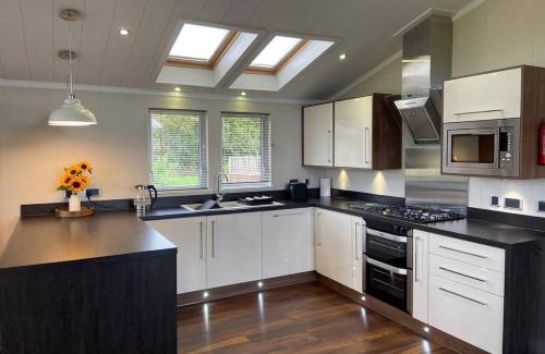 Malton Apartment | Long Meadow Lodge with Hot Tub