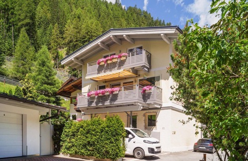 Soelden Apartment | Look forward to a vacation close to nature in this inviting vacation apartment.