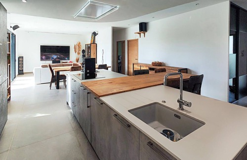 Roujan House | Look forward to an unforgettable vacation in this modern vacation home with pool.