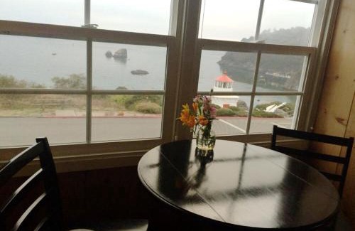 Trinidad Hotel | Lookout At Trinidad Bay