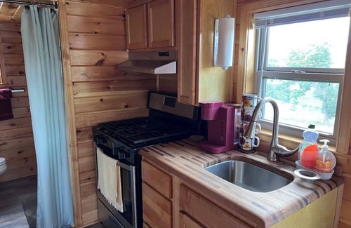 Boone Cabin | Lookout Loft: A tiny cabin with a ton of rustic charm!