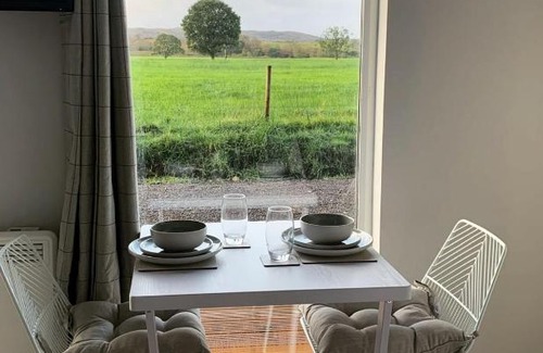 Connel House | Lora Cabin