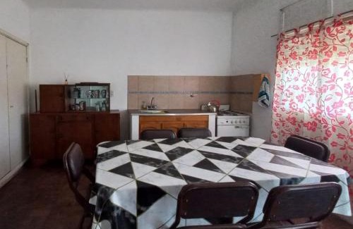 Norberto de la Riestra Apartment | Los Abuelos Hotel & Alojamiento Propiedad con Pileta