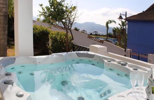 Almunecar House | Los Altos 20