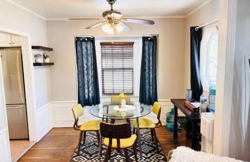 East Pasadena House | Los Angeles Home Located in Beautiful Pasadena