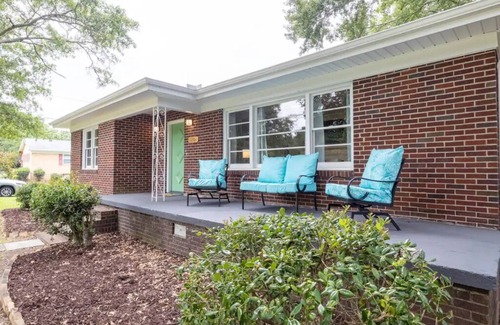 Conestee House | LOTS of outdoor space & very family/pet-friendly!
