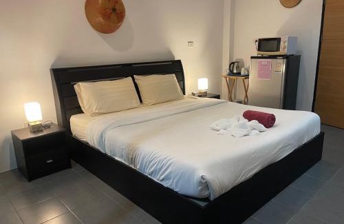 Ban Saiyuan Resort | Lotus Bleu Resort & Restaurant