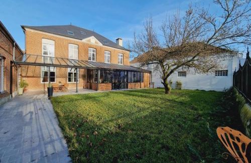 Arneke House | Louez une Maison de Maître pour 11 Pers. à Arneke - Jardin, WiFi et Proche Commerces - FR-1-510-219