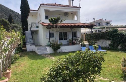 Skaloma House | Loulas Beach House Skaloma