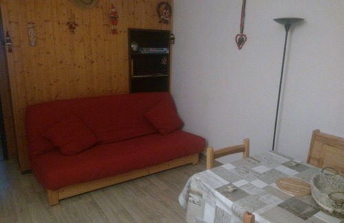 Plagne Centre Apartment | Love 2000 5 pers. at the foot of the slopes with Mont Blanc view