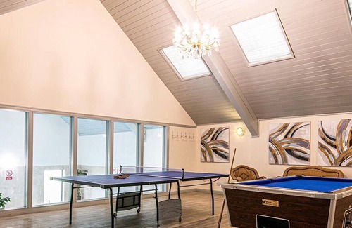 Bakewell Cottage | Love Nest - an intimate hideaway for a honeymoon or romantic getaway near Bakewell