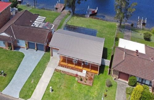 Sussex Inlet House | Love the Let! - Riverside home