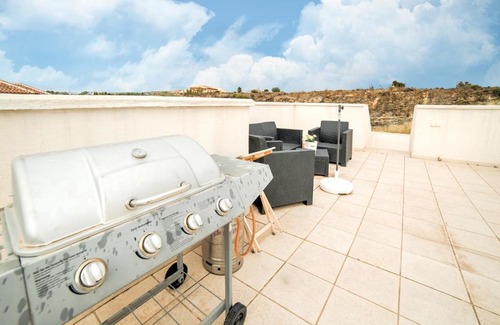Locaiba Apartment | Lovely 1 bedroom apartment with kitchen and pool