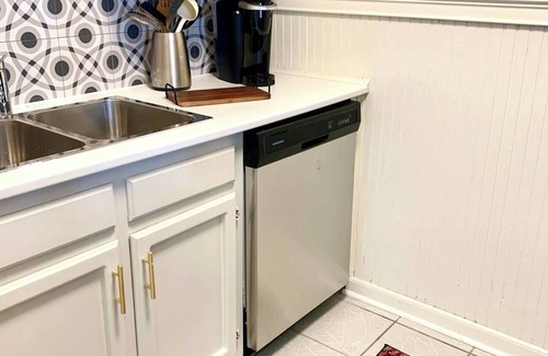 South Baton Rouge Condo | Lovely 1 bedroom condo with patio minutes from LSU