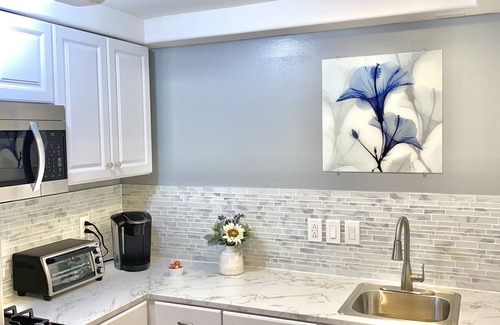 Harbor Apartment | Lovely 1 bedroom Lomita apartment