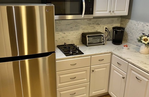 Harbor Apartment | Lovely 1 bedroom Lomita apartment