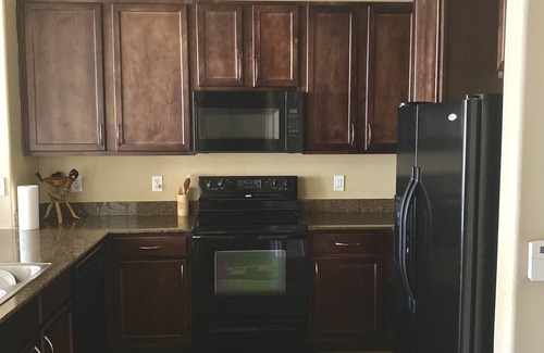 Spring Branch East Apartment | Lovely-1 Bedroom Rental Unit With a Poolside View