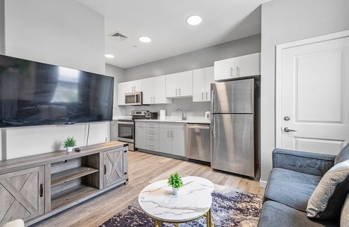 Everett Apartment | Lovely 1BR Near Encore Boston 7350